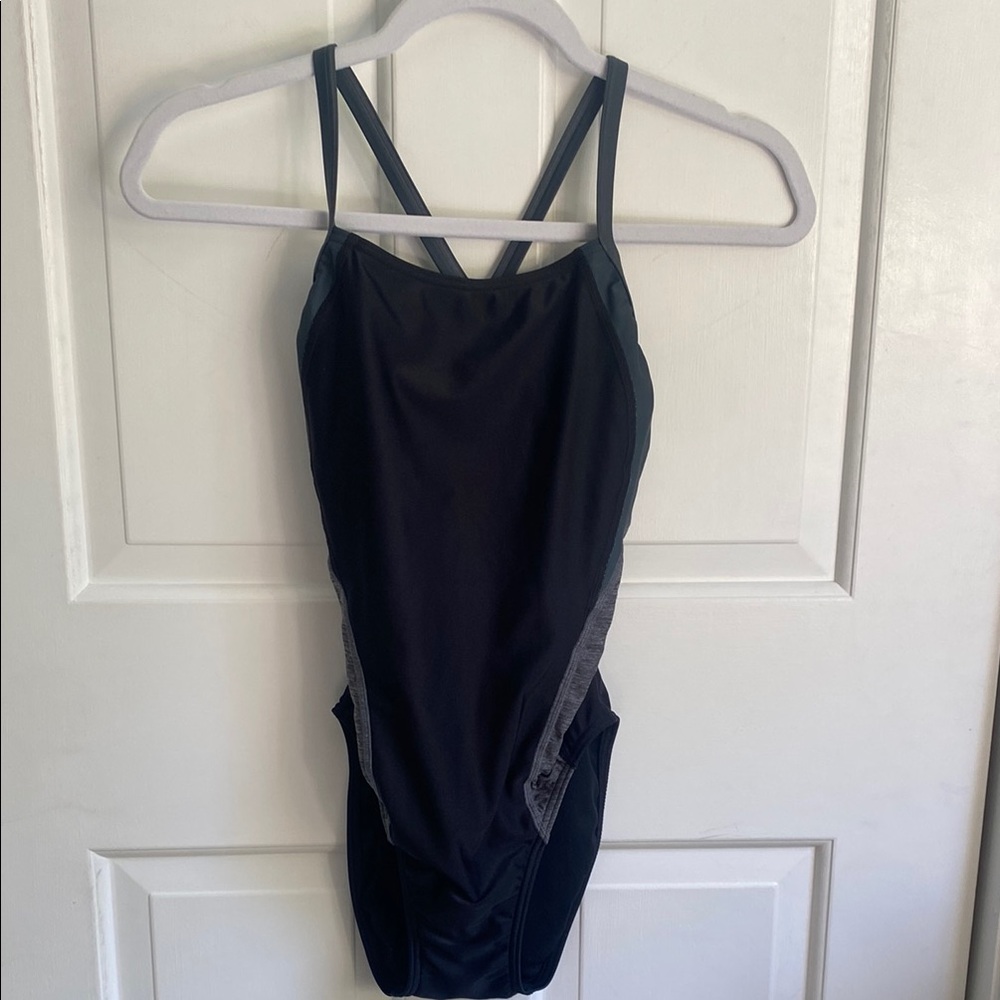 Women’s Solid Flyback One Piece Black Speedo Swimsuit